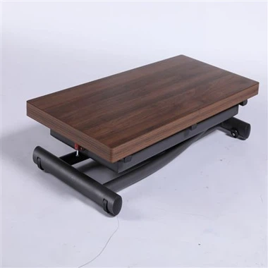 Kofeni ovqat stoliga ko'tarish uchun joyni tejash